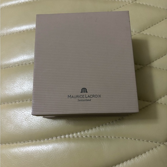 Maurice Lacroix “Pontos Rectangular Day Date” wristwatch. Serial # AN15094 - Picture 2 of 6